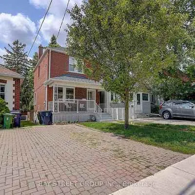 154,&nbsp;Alameda, Oakwood Village, Toronto