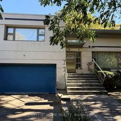 9,&nbsp;Saguenay, Bedford Park-Nortown, Toronto