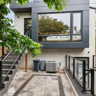 12,&nbsp;Otter, Bedford Park-Nortown, Toronto