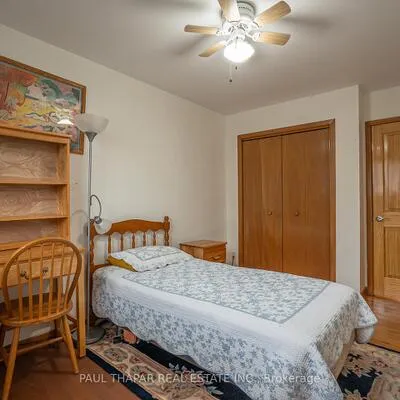 10,&nbsp;Castlebury, Bayview Woods-Steeles, Toronto