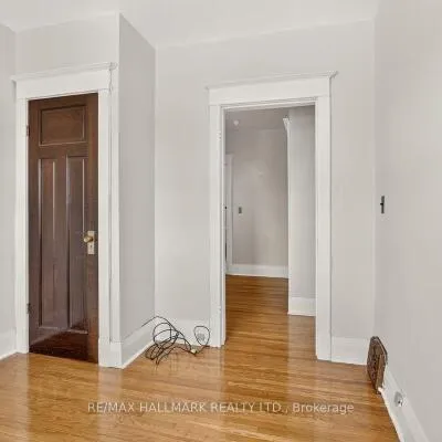 511,&nbsp;Northcliffe, Oakwood Village, Toronto