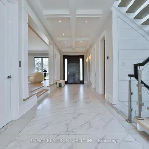 Premium freehold home for sale: 261, Patricia, Newtonbrook West, Toronto