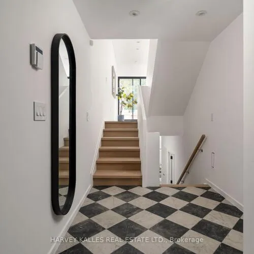 Premium freehold home for sale: 534, Duplex, Yonge-Eglinton, Toronto