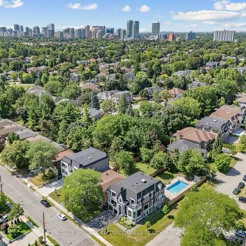 Premium freehold home for sale: 35, Lloydminster, Newtonbrook East, Toronto