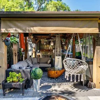 49,&nbsp;Verwood, Clanton Park, Toronto