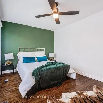 49,&nbsp;Bowerbank, Newtonbrook East, Toronto
