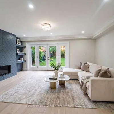 150,&nbsp;Viewmount, Englemount-Lawrence, Toronto