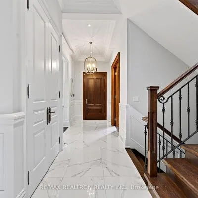 5,&nbsp;Lloydminster, Newtonbrook East, Toronto