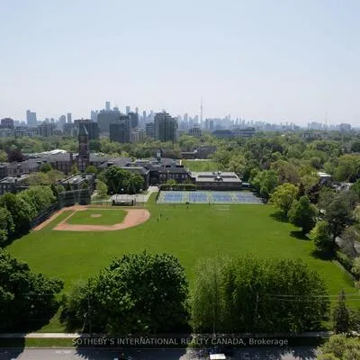 29,&nbsp;Highbourne, Yonge-St. Clair, Toronto