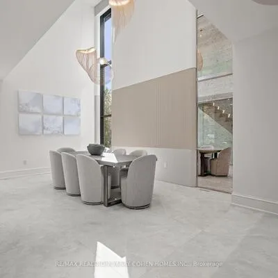 39,&nbsp;Chudleigh, Lawrence Park South, Toronto