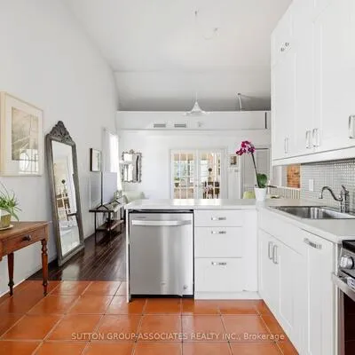 492,&nbsp;Euclid, Palmerston-Little Italy, Toronto