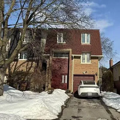 17,&nbsp;Harnworth, Hillcrest Village, Toronto