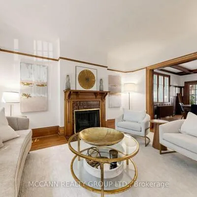 252,&nbsp;Sheldrake, Mount Pleasant East, Toronto