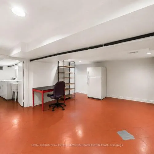 Premium freehold home for sale: 9, Inglewood, Rosedale-Moore Park, Toronto