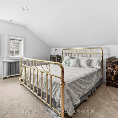 287,&nbsp;RUSSELL HILL, Casa Loma, Toronto