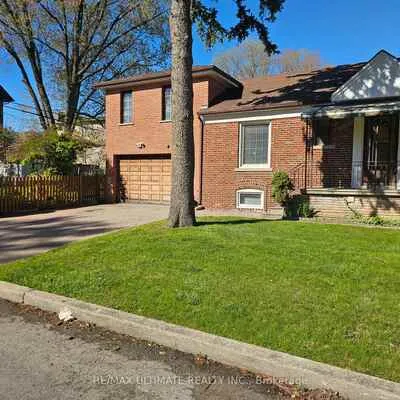 519,&nbsp;Douglas, Bedford Park-Nortown, Toronto