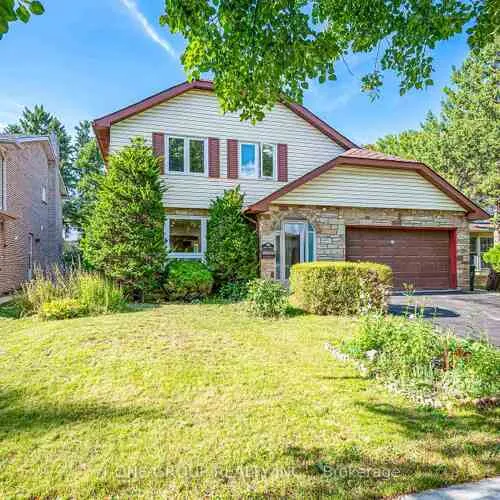 Premium freehold home for sale: 63, Hobart, Don Valley Village, Toronto
