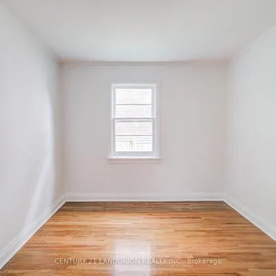 200,&nbsp;Elmhurst, Lansing-Westgate, Toronto