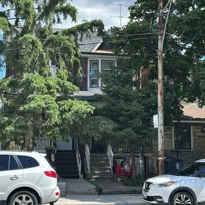 1197,&nbsp;Dovercourt, Wychwood, Toronto