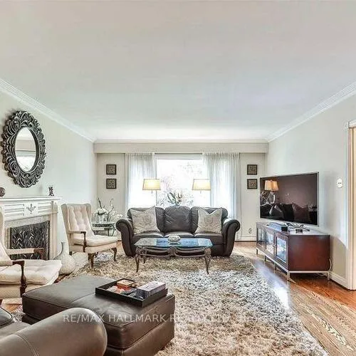 Premium freehold home for sale: 30, Medalist, St. Andrew-Windfields, Toronto