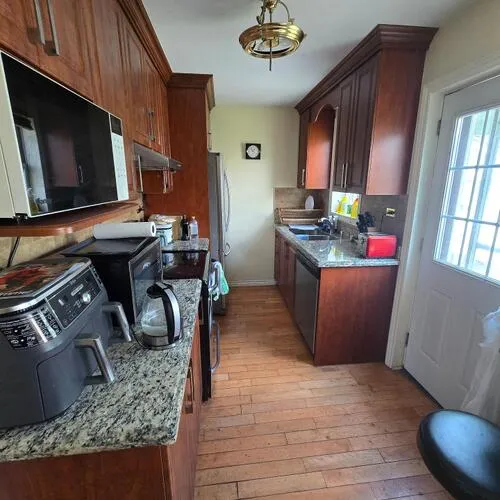 Premium freehold home for sale: 4, Bevdale, Willowdale West, Toronto