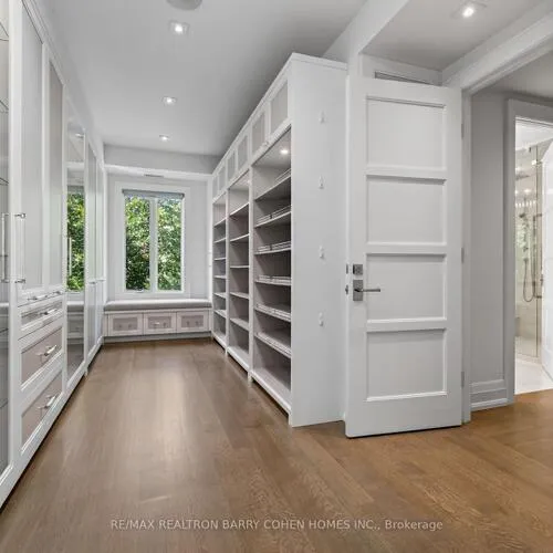 Premium freehold home for sale: 154, Yonge, Bedford Park-Nortown, Toronto