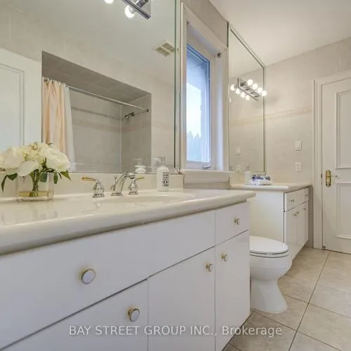 Premium freehold home for sale: 58, Bowan, Bayview Woods-Steeles, Toronto
