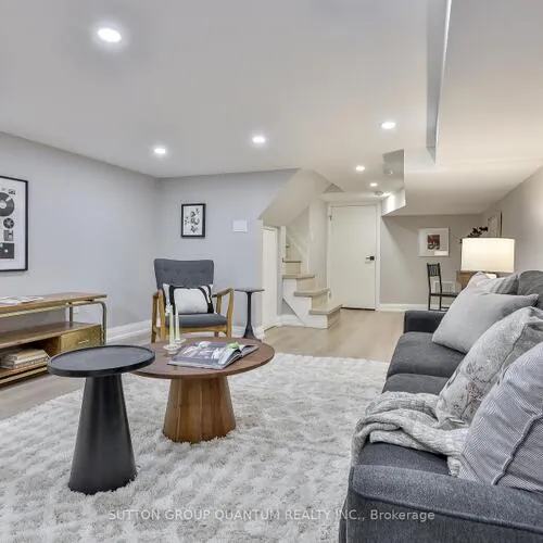 Premium freehold home for sale: 110, Castlefield, Yonge-Eglinton, Toronto