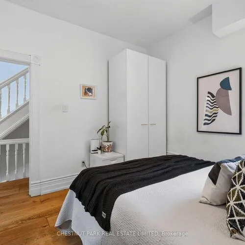 Premium freehold home for sale: 28, Robinson, Trinity-Bellwoods, Toronto