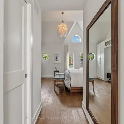 7,&nbsp;Bowman, Cabbagetown-South St. James Town, Toronto
