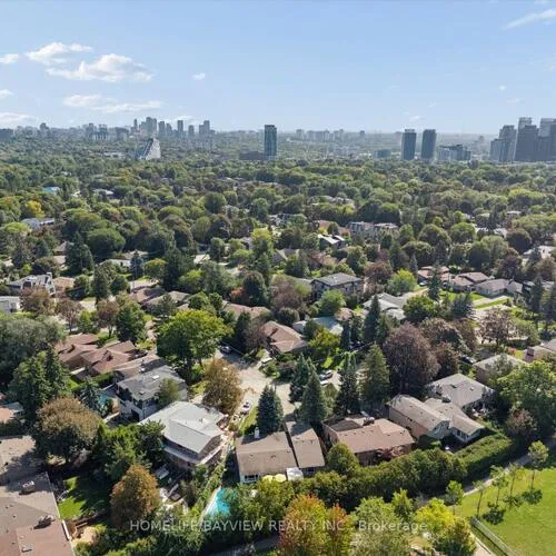 Premium freehold home for sale: 24, Ravenscroft, Bayview Village, Toronto