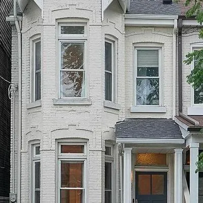 68,&nbsp;Montrose, Trinity-Bellwoods, Toronto
