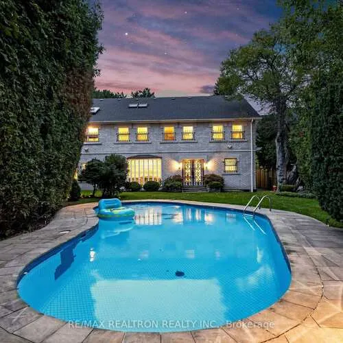 Premium freehold home for sale: 31, Arjay, Bridle Path-Sunnybrook-York Mills, Toronto