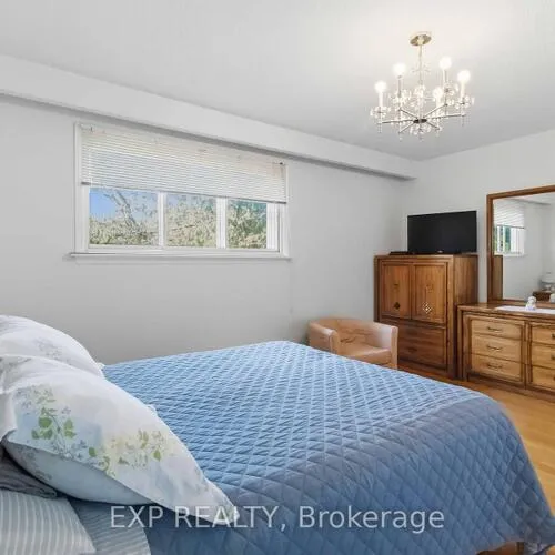 Premium freehold home for sale: 152, Hilda, Newtonbrook West, Toronto