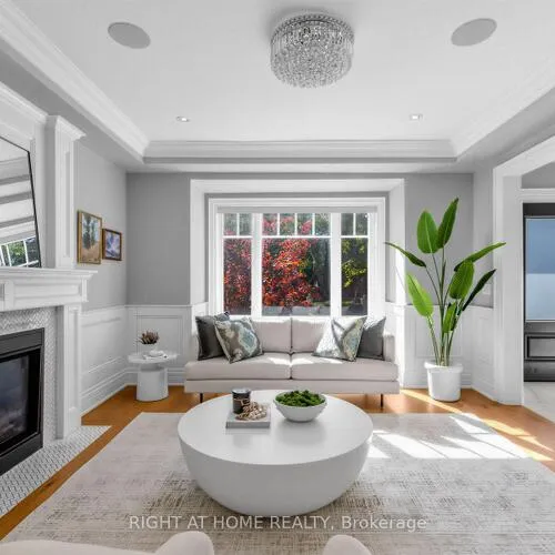 Premium freehold home for sale: 204, Glen, Rosedale-Moore Park, Toronto