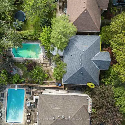 Premium freehold home for sale: 17, Wembley, Forest Hill North, Toronto