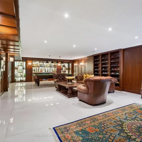 Premium freehold home for sale: 25, Tudor, Bridle Path-Sunnybrook-York Mills, Toronto