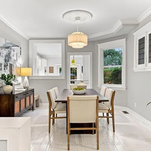 Premium freehold home for sale: 36, Aberdeen, Cabbagetown-South St. James Town, Toronto