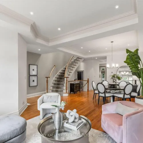 Premium freehold home for sale: 397, Brooke, Bedford Park-Nortown, Toronto