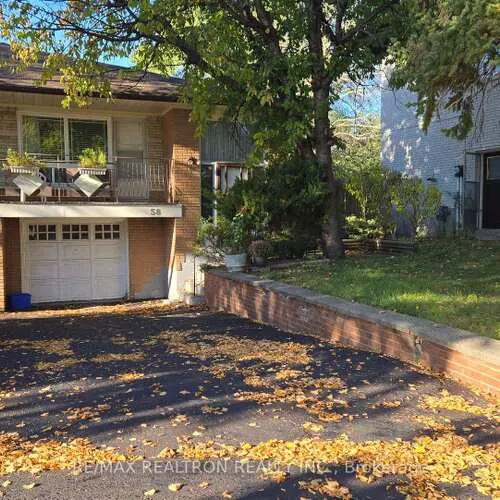 Premium freehold home for sale: 58, Reiber, Bayview Woods-Steeles, Toronto