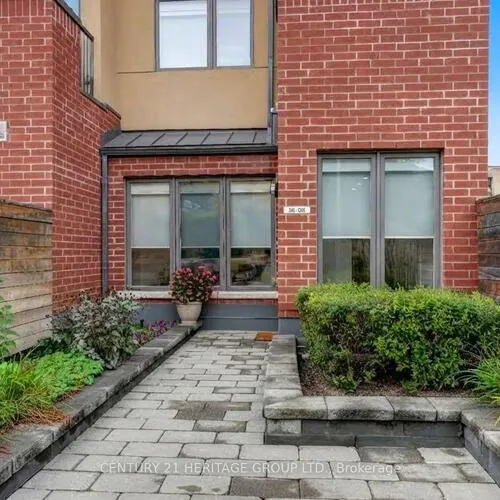Premium freehold home for sale: 9R, Clintwood, Parkwoods-Donalda, Toronto