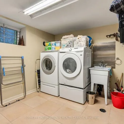 Premium freehold home for sale: 476, Palmerston, Palmerston-Little Italy, Toronto