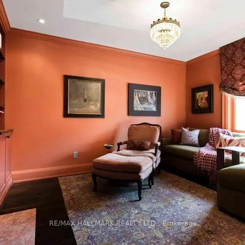 Premium freehold home for sale: 29, Standish, Rosedale-Moore Park, Toronto
