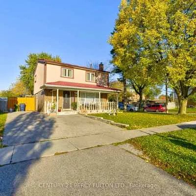 56, Snowball, Malvern, Toronto
