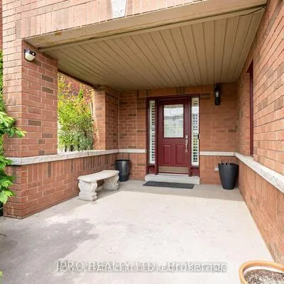 21,&nbsp;Polarlights, Rouge E11, Toronto