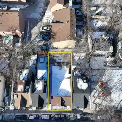 70,&nbsp;Allen, South Riverdale, Toronto