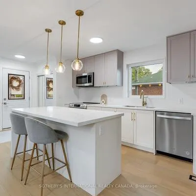 38, Vauxhall, Dorset Park, Toronto