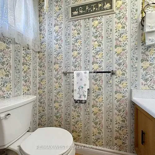 Premium freehold home for sale: 20, Foxwood, L'Amoreaux, Toronto