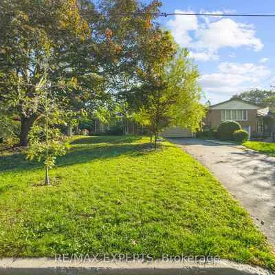 19,&nbsp;Duncombe, Scarborough Village, Toronto