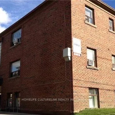 2904,&nbsp;St Clair, O'Connor-Parkview, Toronto